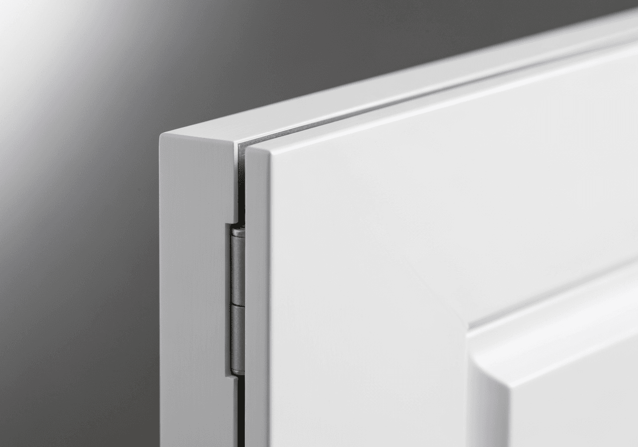 Dettaglio cerniere a scomparsa Riquadra